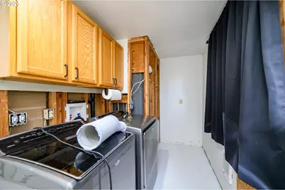 9750 SW Red Alder Rd, McMinnville, OR 97128 - Photo 26