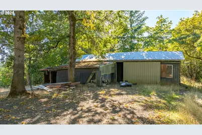 9750 SW Red Alder Rd, McMinnville, OR 97128 - Photo 10