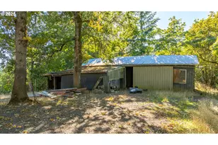 9750 SW Red Alder Rd, McMinnville, OR 97128 - Photo 10