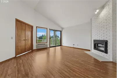 16190 SW 130th Ter #15, Tigard, OR 97224 - Photo 6