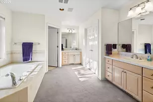 33779 SW Laurel Rd, Hillsboro, OR 97123 - Photo 30