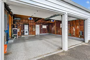 1195 NW Garibaldi St, Hillsboro, OR 97124 - Photo 40