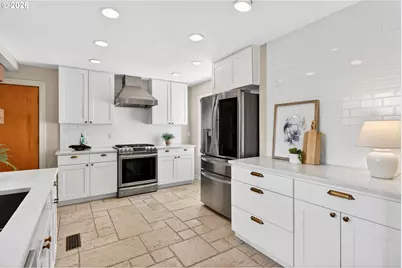 1195 NW Garibaldi St, Hillsboro, OR 97124 - Photo 22