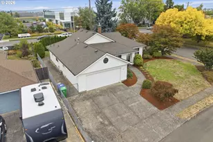 391 NE 30th Dr, Gresham, OR 97030 - Photo 42