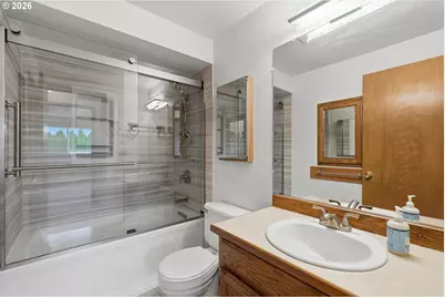 391 NE 30th Dr, Gresham, OR 97030 - Photo 28