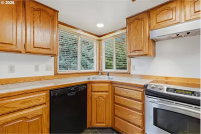 391 NE 30th Dr, Gresham, OR 97030 - Photo 22