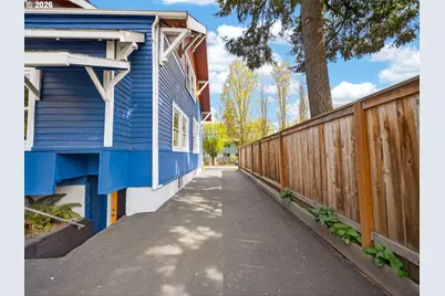 9336 N Lombard St, Portland, OR 97203 - Photo 32
