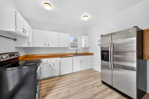 9336 N Lombard St, Portland, OR 97203 - Photo 12