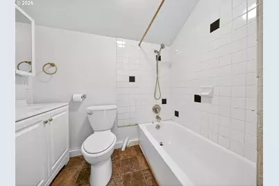 9336 N Lombard St, Portland, OR 97203 - Photo 18