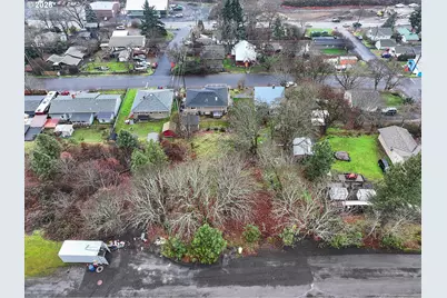 2 E Franklin St, Bingen, WA 98605 - Photo 6