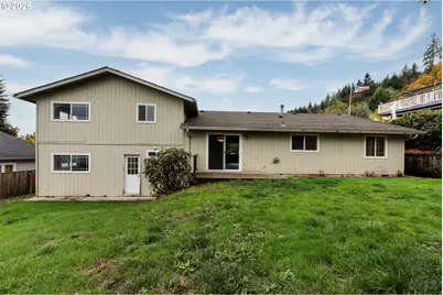 32859 NW Overlook St, Scappoose, OR 97056 - Photo 16