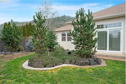 334 Augusta Ct, Winchester, OR 97495 - Photo 38