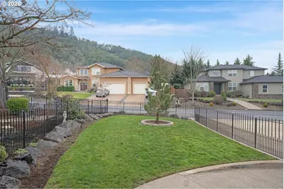 334 Augusta Ct, Winchester, OR 97495 - Photo 6