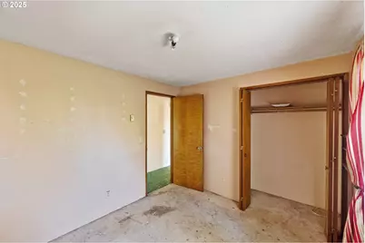 1090 Sanford St, Coos Bay, OR 97420 - Photo 14