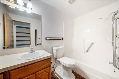 668 Egret Ave, Halsey, OR 97348 - Photo 28