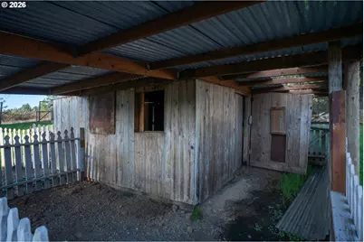 253 Binder Rd, Elkton, OR 97436 - Photo 36