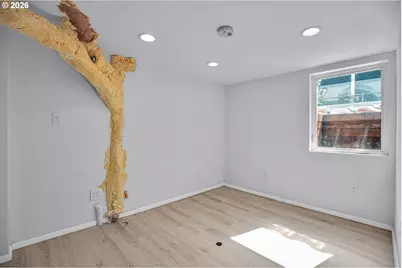 5636 N Delaware Ave, Portland, OR 97217 - Photo 32