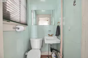 5636 N Delaware Ave, Portland, OR 97217 - Photo 20