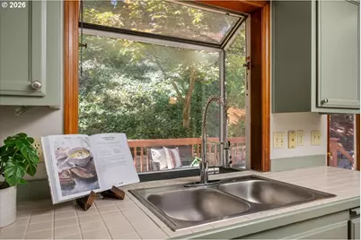 6667 Apollo Rd, West Linn, OR 97068 - Photo 16