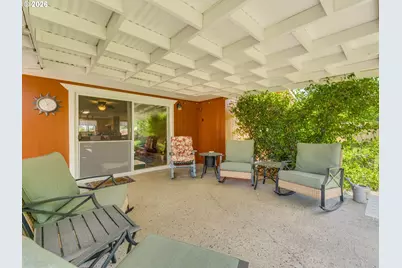 1215 E College St, Mount Angel, OR 97362 - Photo 48