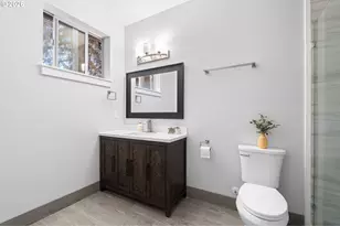 5353 Lakeview Blvd, Lake Oswego, OR 97035 - Photo 28