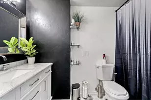 144 Peppertree Ct, Roseburg, OR 97471 - Photo 26