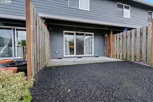 1524 SE Honeysuckle Loop, Warrenton, OR 97146 - Photo 34