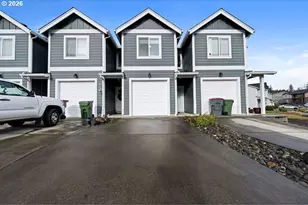 1524 SE Honeysuckle Loop, Warrenton, OR 97146 - Photo 4