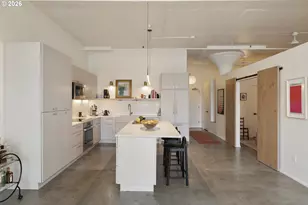 1314 NW Irving St, Portland, OR 97209 - Photo 2