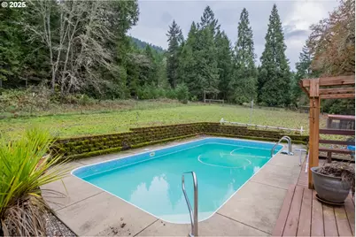 9740 Upper Olalla Rd, Winston, OR 97496 - Photo 22