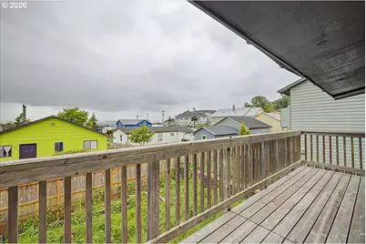405 Evergreen Ave, Garibaldi, OR 97118 - Photo 30
