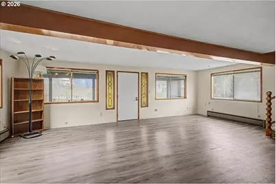 405 Evergreen Ave, Garibaldi, OR 97118 - Photo 6