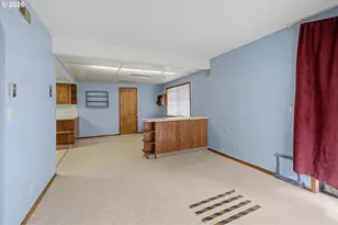 405 Evergreen Ave, Garibaldi, OR 97118 - Photo 12