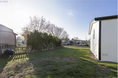 911 York St #82, Aumsville, OR 97325 - Photo 22