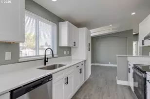 911 York St, Aumsville, OR 97325 - Photo 10