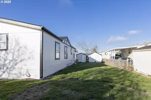 911 York St, Aumsville, OR 97325 - Photo 24