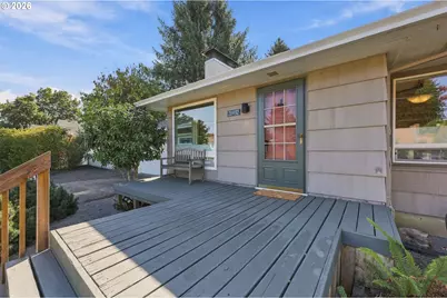 21932 SE Ash St, Gresham, OR 97030 - Photo 6