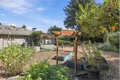 21932 SE Ash St, Gresham, OR 97030 - Photo 36