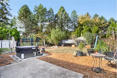 2509 NE Grant St, Hillsboro, OR 97124 - Photo 24