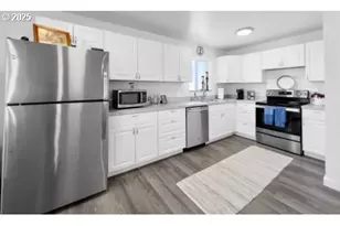 5024 SE Keel Ave, Lincoln City, OR 97367 - Photo 8