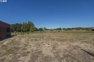 10905 NE Renne Rd, Newberg, OR 97132 - Photo 34