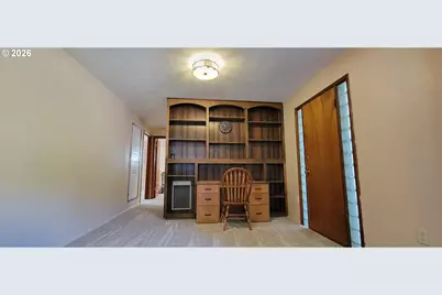 76376 River Rd, Oakridge, OR 97463 - Photo 12