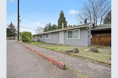 18635 SE Division St, Gresham, OR 97030 - Photo 6