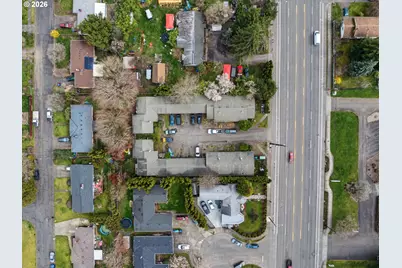 18635 SE Division St, Gresham, OR 97030 - Photo 26