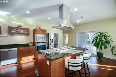 2250 SW Homer Ross Loop, McMinnville, OR 97128 - Photo 16