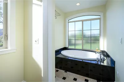 2250 SW Homer Ross Loop, McMinnville, OR 97128 - Photo 22