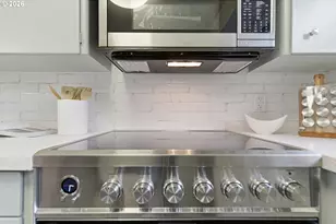 4584 Calaroga Dr, West Linn, OR 97068 - Photo 16