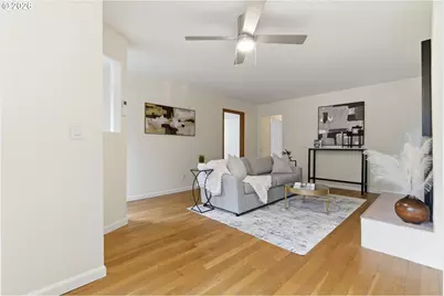 4584 Calaroga Dr, West Linn, OR 97068 - Photo 6