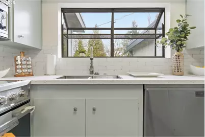 4584 Calaroga Dr, West Linn, OR 97068 - Photo 14