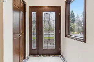 4584 Calaroga Dr, West Linn, OR 97068 - Photo 2